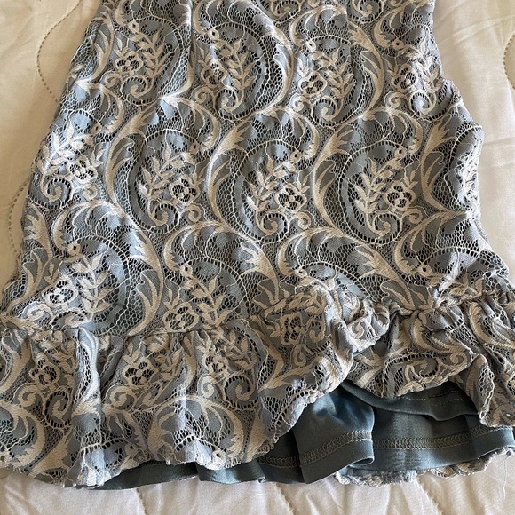 Strapless Lace Mini Ruffled Dress - Picture 4 of 4